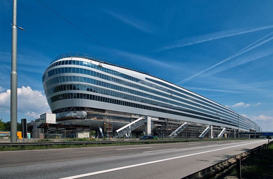 The Squaire (airrail Center)