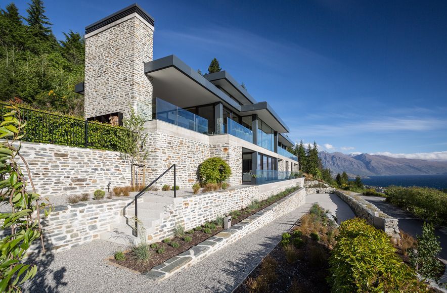 Mason and Wales Queenstown