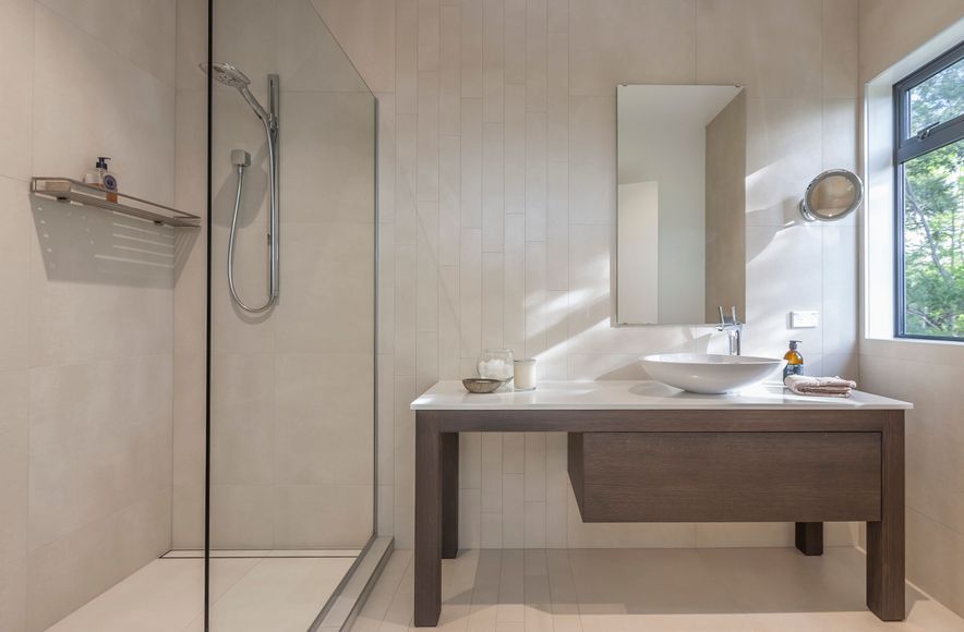 Sandspit Bathroom