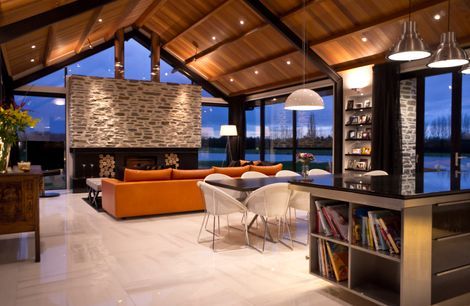 Trenzseater Interior Design