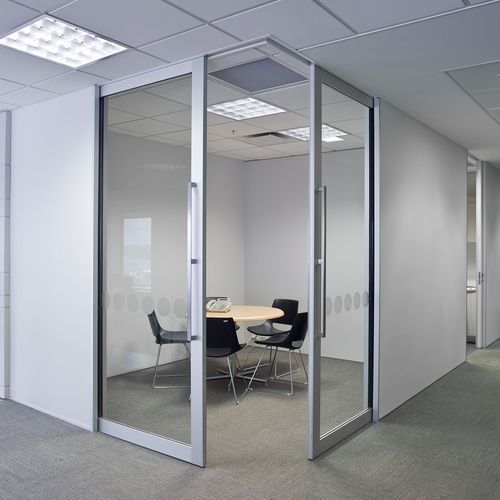 CornerMeeting Cavity Sliders