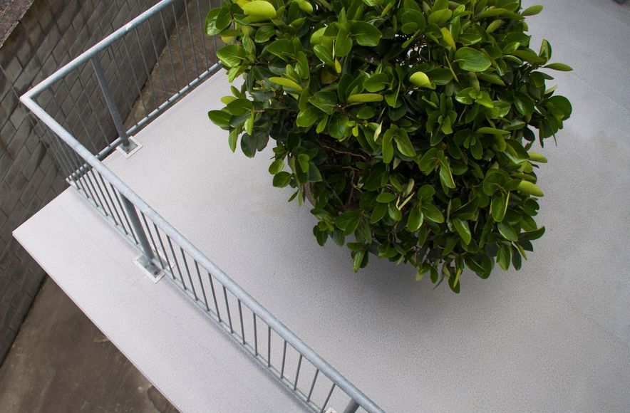 Apartment complex  gets new decks and walkway | Dec-K-ing PVC membrane.