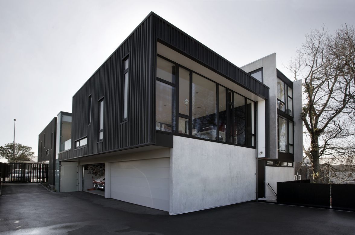 502 New North Road