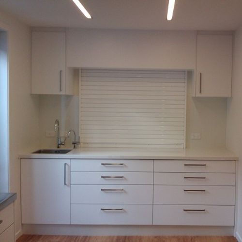 Sage Commercial Servery Doors - Cedar
