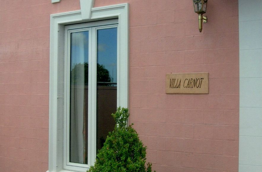 Villa Bowden