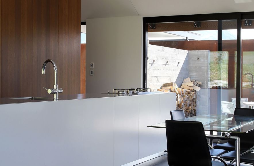 Dravitzki Brown Office