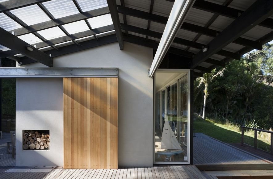 Tawharanui House