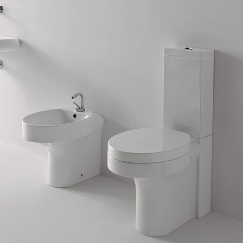 Cento Oval Close Coupled Toilet by Kerasan