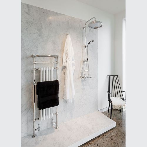Perrin & Rowe Showers with Black Porcelain