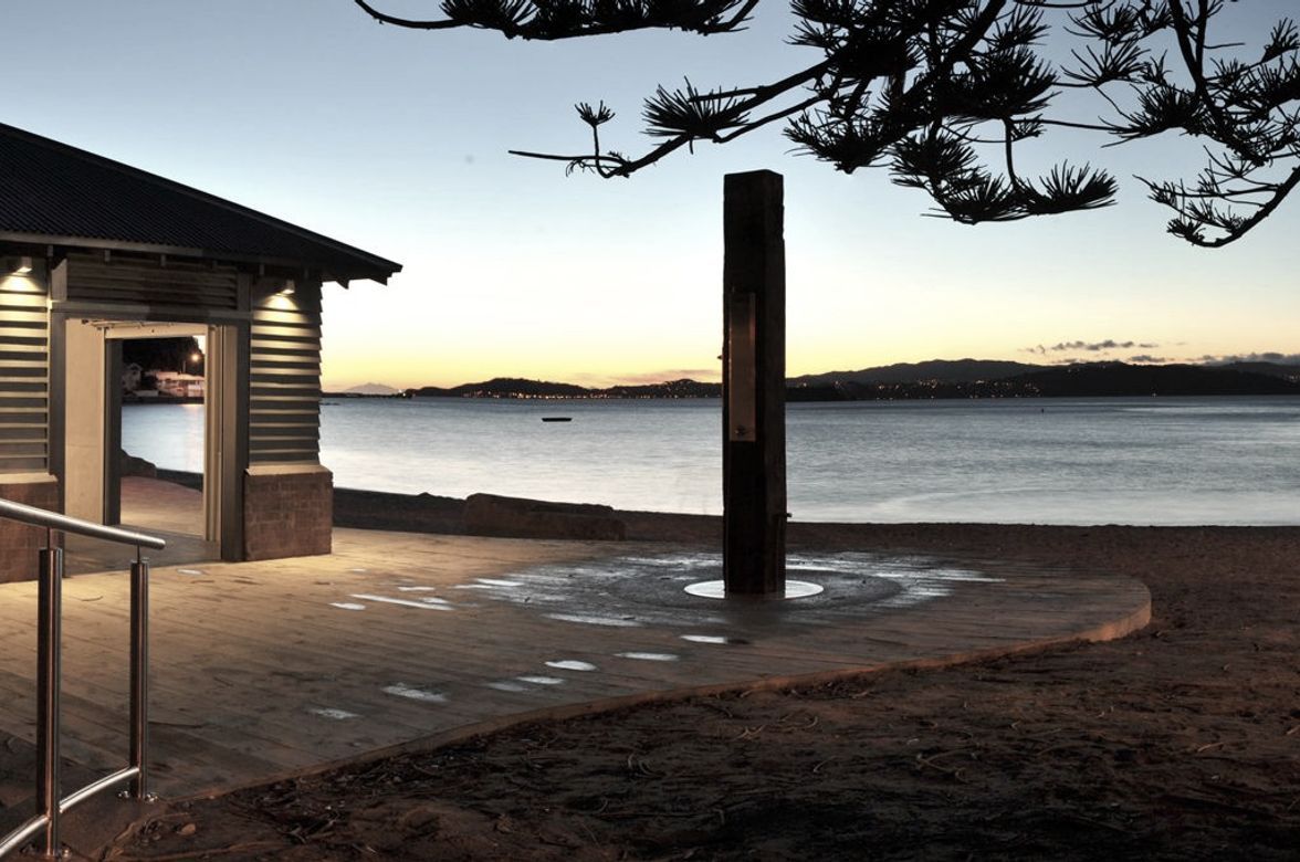 Days Bay Changing Shed