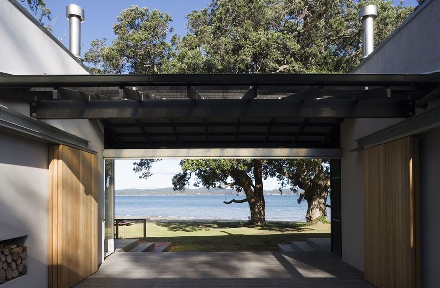 Tawharanui House