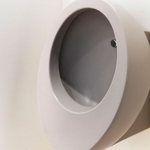 Le Giare Wall Hung Urinal by cielo
