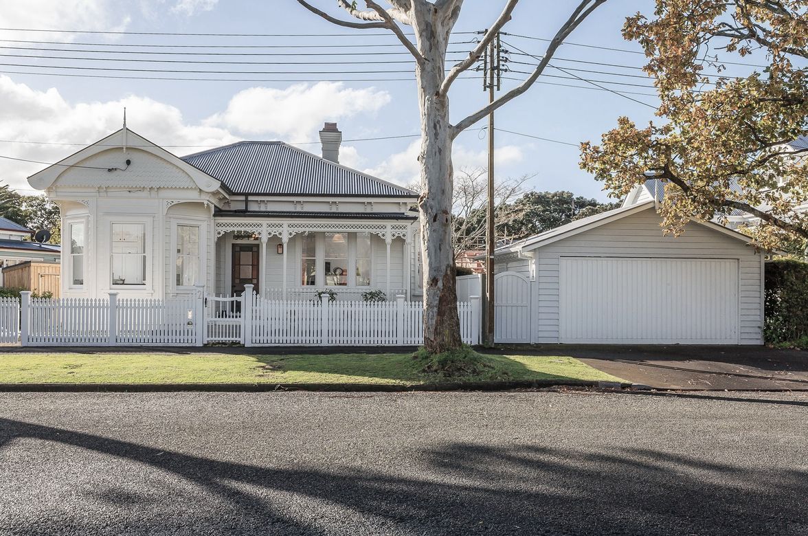 Oxford Terrace, Devonport