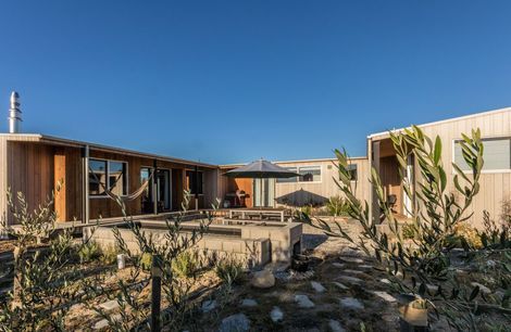 Albert Town Courtyard House