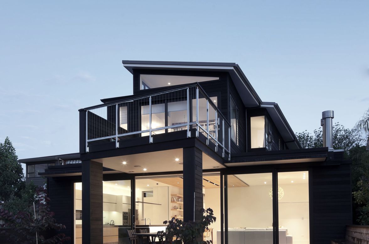 Contemporary New House in Point Chevalier