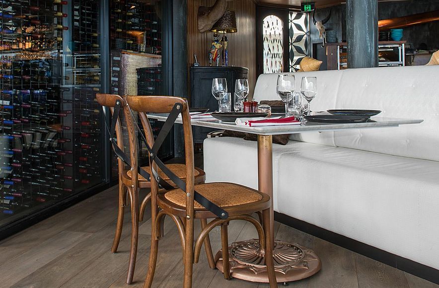 Puerto Restaurant French Oak Flooring
