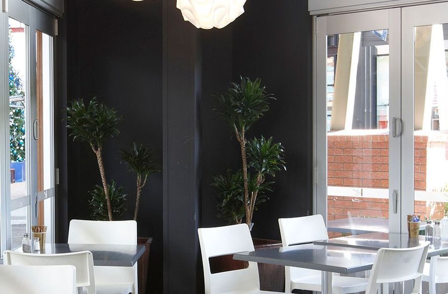 Ronnies Cafe