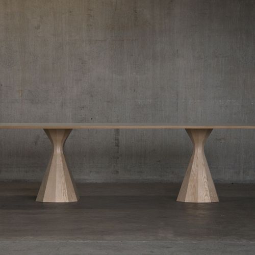 Ballerina Table