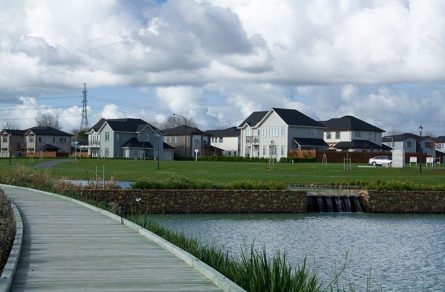 Karaka Lakes
