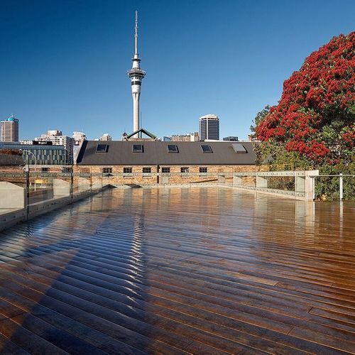 Nail Free Decking Systems for Commercial Use
