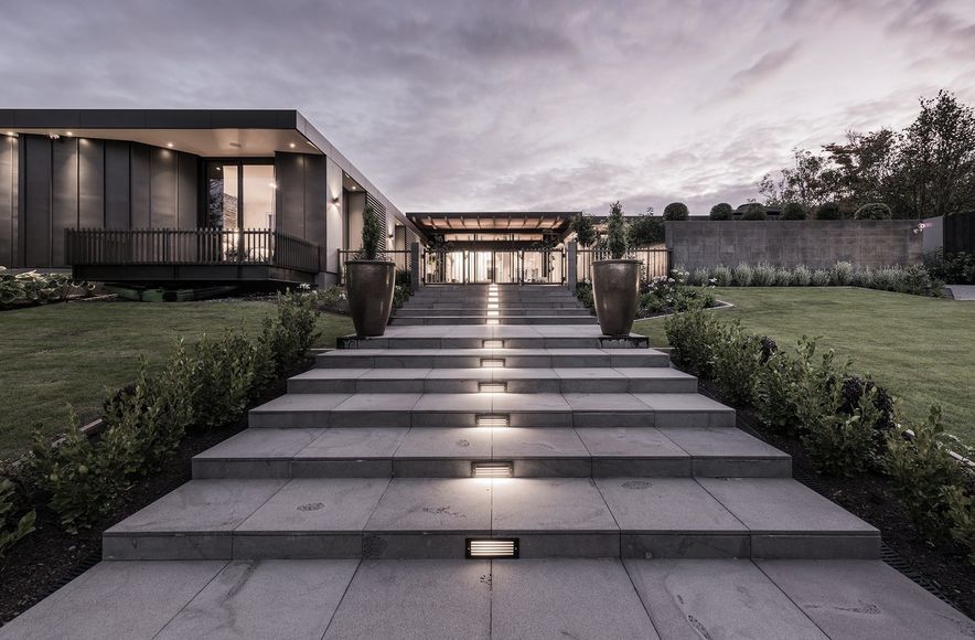 Fendalton House