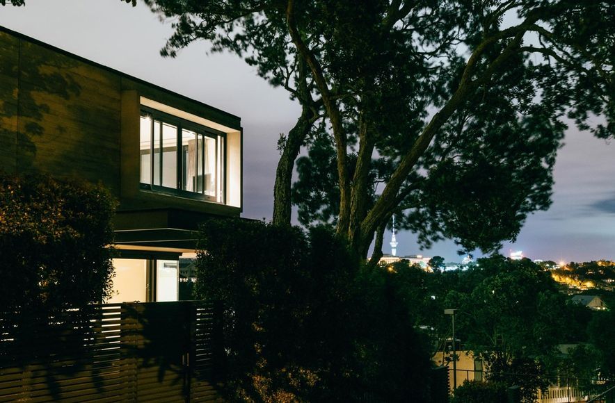 Horizontal House
