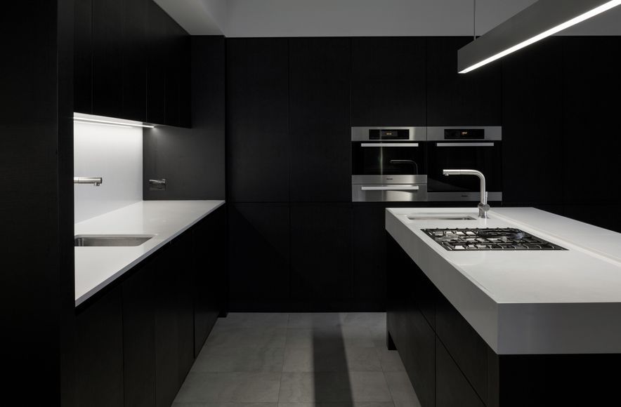 Black Barn Residence