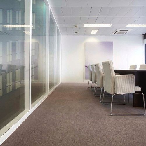 Cambridge& Cut Pile Carpet Tiles by modulyss