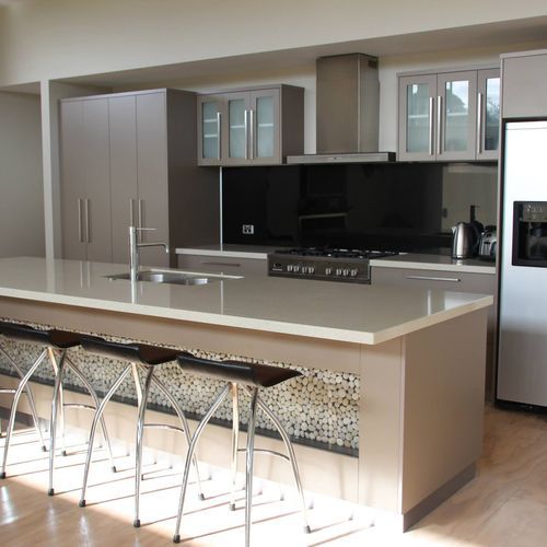Holiday Home Custom Kitchens
