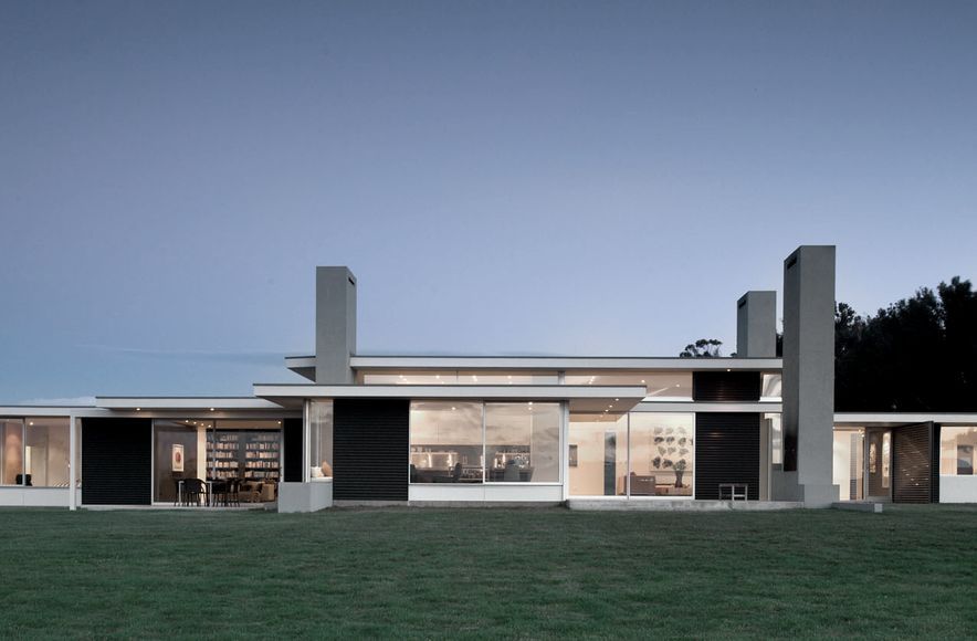 Martinborough House 2004
