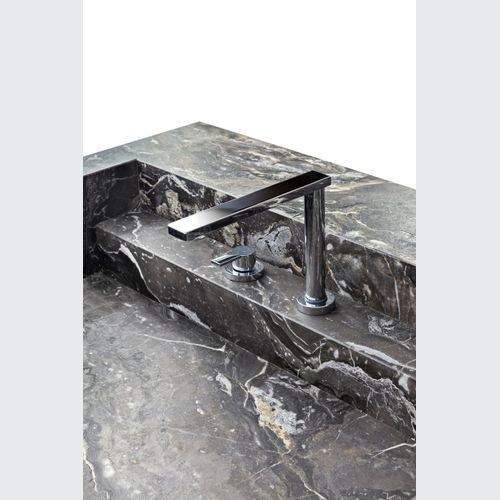10th Kitchen Counter by Exteta