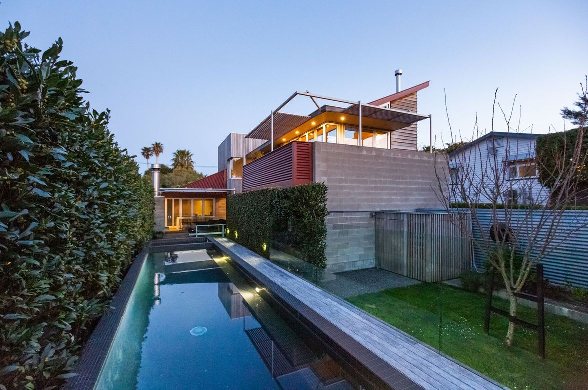 Livingstone St Pool