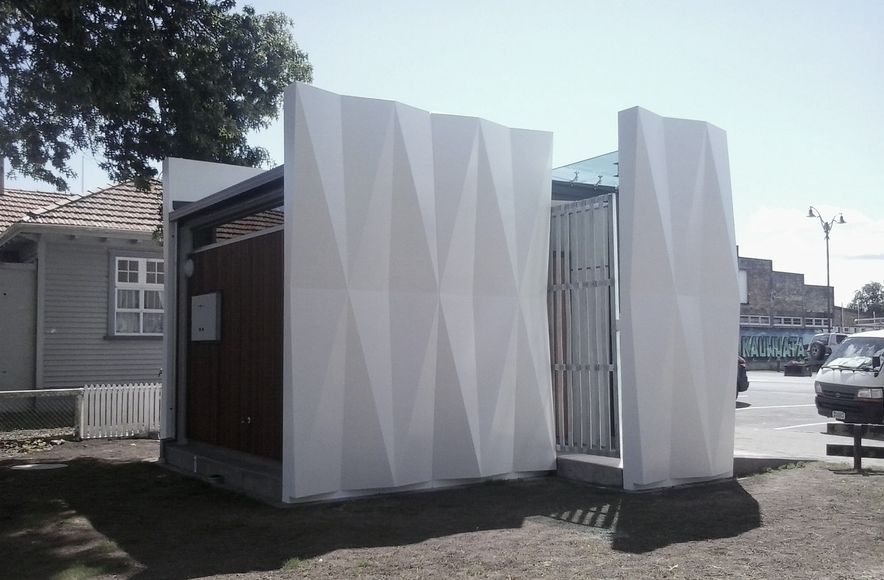 Te Kauwhata Public Toilets