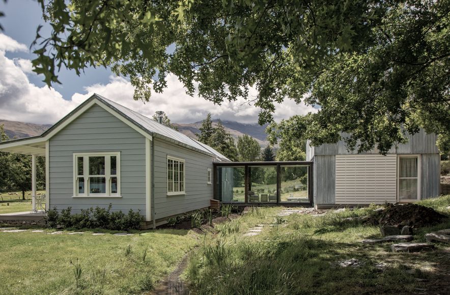 Lake Hayes Cottage | Anna-Marie Chin Architects