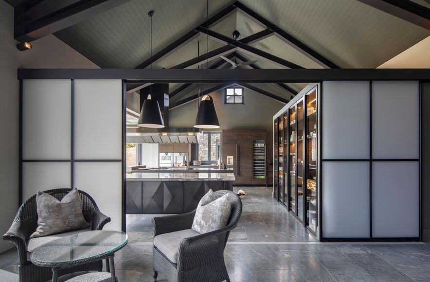 Slopehill kitchen | Masterwood Joinery, SB Design