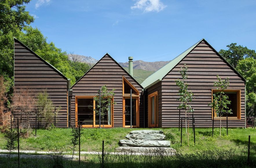 Wanaka Crib: ad-hoc home for the future