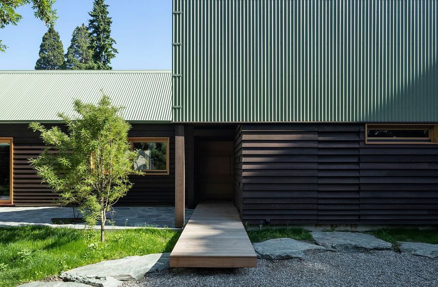 Wanaka Crib: ad-hoc home for the future