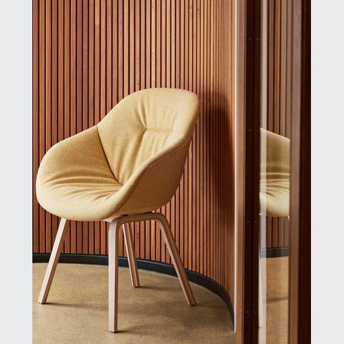 About A Chair AAC123 Soft by HAY