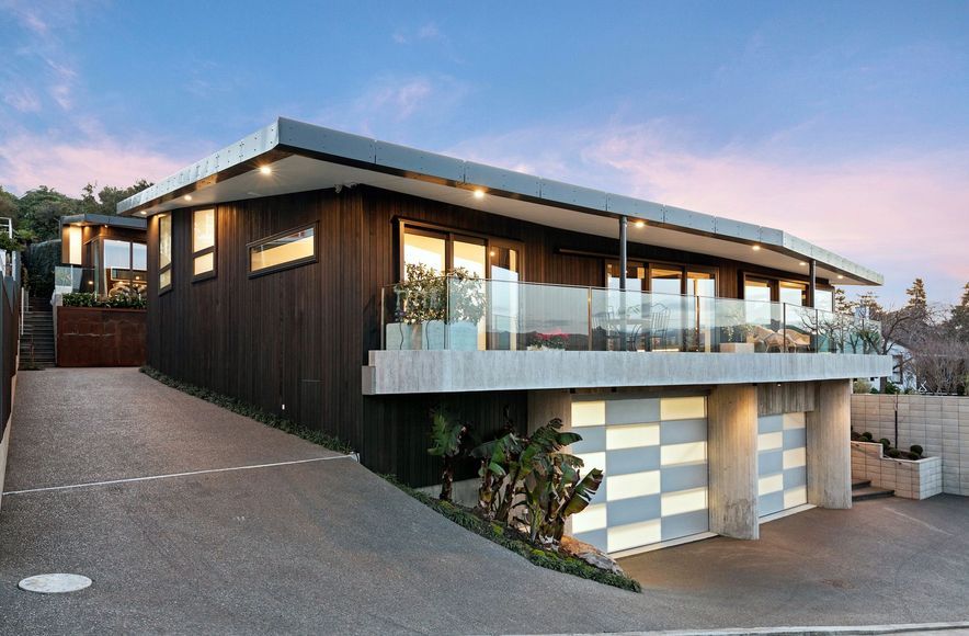 Akaroa House