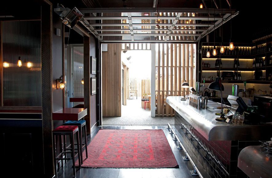 Snug Lounge and Cocktail Bar