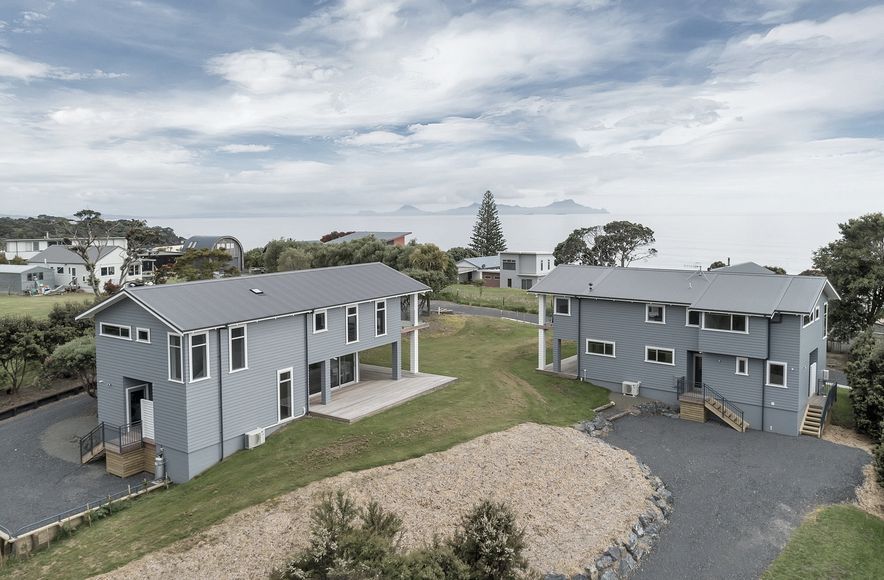 Langs Beach, Northland- Luxury / Beach House / Outdoor Living / New Builds  by Cogan Custom Homes