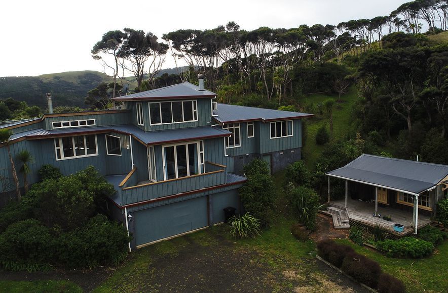 Bethells Beach House