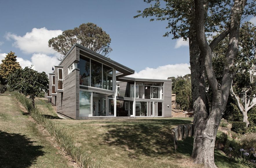 Bleakhouse Road Home