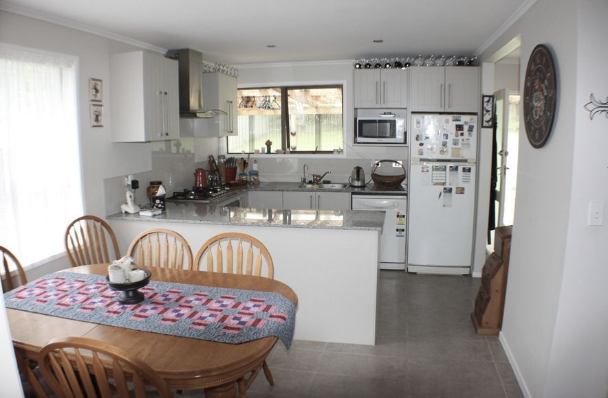 Browns Bay Re-Model