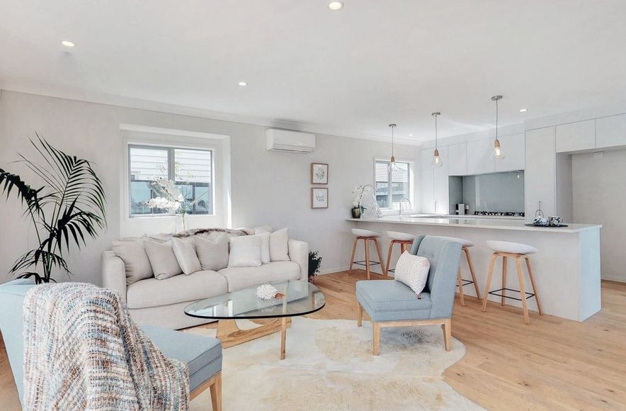 Bucklands Beach House