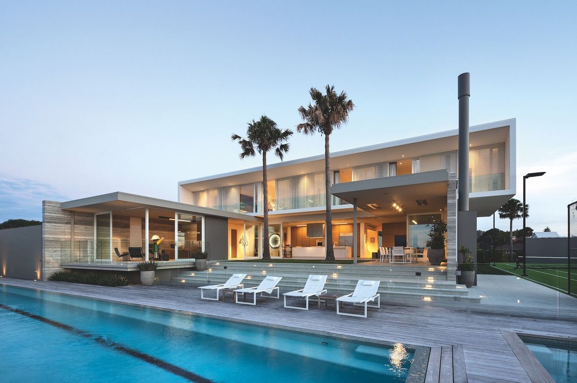 Cantilever House
