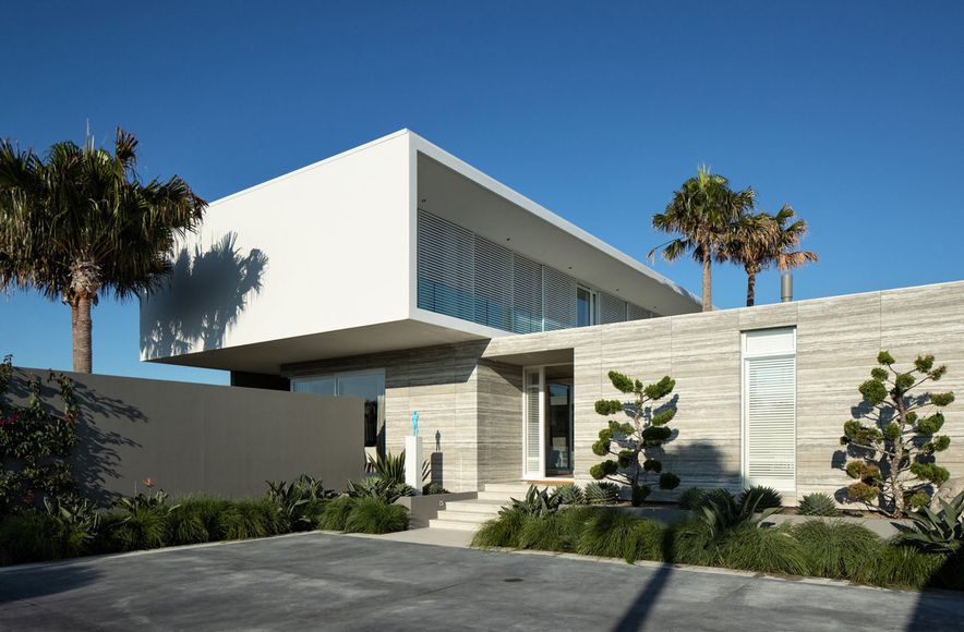 Cantilever House