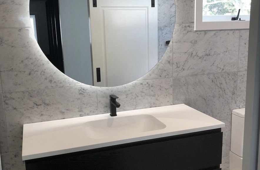 Carrara Tiled Bathroom