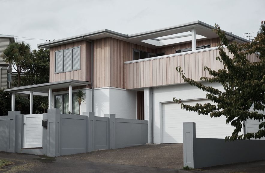 Clarendon Road House