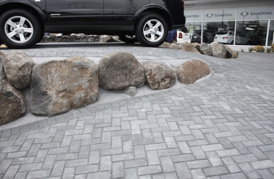 Commercial Landscapes